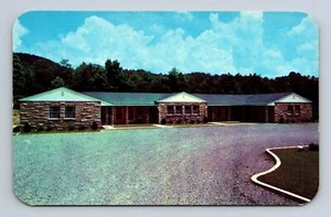 Schubert Motel AAA Cumberland Mountains Wartburg Tennessee Postcard - Picture 1 of 2