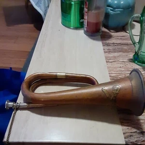 VINTAGE MILITARY INFANTRY ARMY BUGLE EXCELLENT CONDITION - Picture 1 of 10