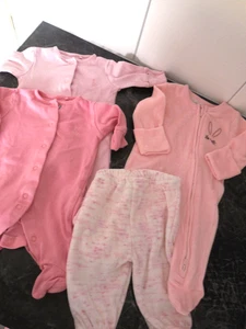 4 Teile  Babystrampler  Hose   50-/56 rosa neuwertig - Bild 1 von 4