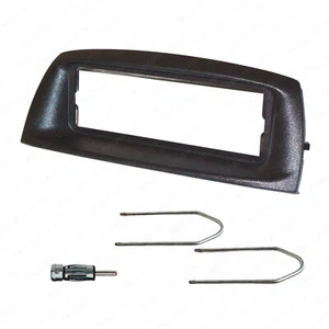 Mascherina Autoradio Fiat Punto Classic 99> Chiavette e Adattatore Antenna - Foto 1 di 1