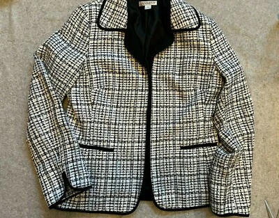 Pendleton Women Size 12 Black White fitted Blazer Polyester/Cotton Blend - Image 1 of 3
