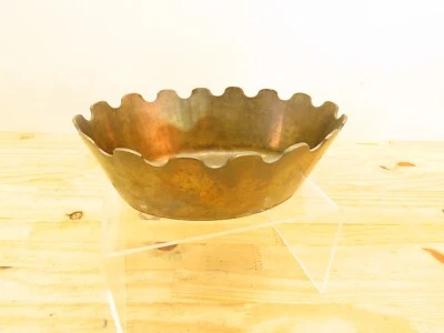 复古纯色黄铜大锅带扇贝边缘细节锅 — 第 1/4 张图片