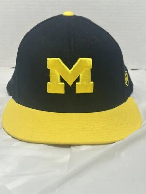 University Michigan Wolverines Top Of The World 6 7/8 - 7 1/4 Stretch Fit Hat - Image 1 of 4