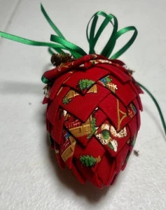 Vintage Handmade Quilted Pine Cone Christmas Ornament Fabric - Picture 1 of 3