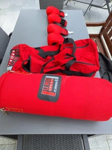 Boxsack mit Deckenhalterung und 2 Paar neuwertigen Handschuhen - Bild 1 von 8