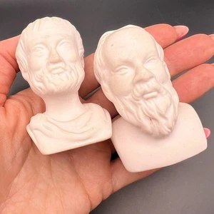 Coppia di busto shaker sale e pepe vintage figura Aristotele Socrate arte bisque - Foto 1 di 6