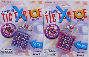 Llavero para juego TIC TAC TOE X's & O's ¡Realmente funciona! Mini muñeca de viaje NUEVA - Imagen 1 de 6