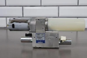 2010 Aston Martin V8 Vantage OEM Convertible Lift Motor (HB71146-702) Tested - Picture 1 of 16