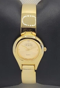 Ladies Classic Petite Round Gold Tone Case Link Bracelet Analog Watch K1 - Picture 1 of 7