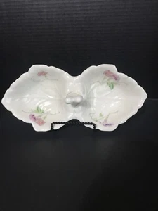Toyo Morning Glory Twin Floral Leaf Shaped Nut And Candy Dish. - Picture 1 of 6