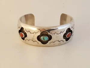 Vintage Navajo Koralle Türkis Sterlingsilber Shadowbox Manschette Armband NS/SN - Bild 1 von 16