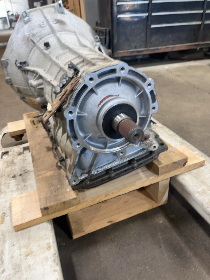 Used Automatic Transmission Assembly fits: 2012 Lincoln Navigator AT 6 speed 6R8 - Image 1 of 4