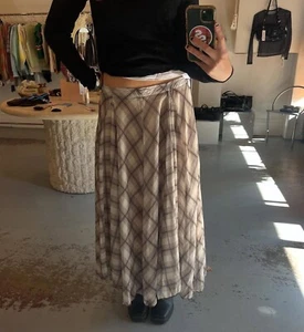 ZARA AUSTER WEISS GERÜSCHTER PUFFÄRMEL MARIE BLUMENBESTICKT POPLIN MAXIKLEID - Bild 1 von 24