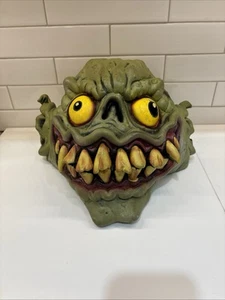Máscara de monstruo de Halloween de látex criatura verde ghoul duende papel grupo mágico 2002 - Imagen 1 de 9