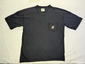 Camiseta De Colección JNCO Negra Cuello en V Logo En Bolsillo Y2K Patín Hecha en EE. UU. Para Hombre L-XL - Imagen 1 de 12