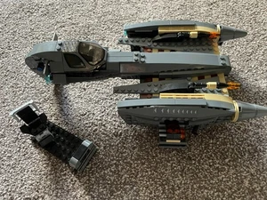 LEGO STAR WARS - 8095 - GENERAL GRIEVOUS' STARFIGHTER - TOP ZUSTAND NUR AUFBAU - Bild 1 von 4