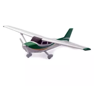 Cessna 172 Skyhawk Model Kit, White - New Ray 20665 - 1/42 scale Model Toy Kit - Picture 1 of 2