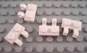 Lego Menge 4 weiße 1x2 Platten mit 2 Clips - Bild 1 von 1