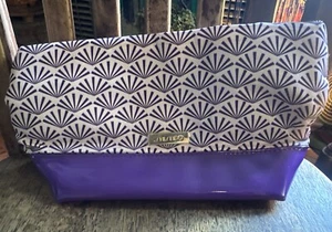Pretty Shiseido Make Up Cosmetic Bag Purple & Pink Fan Pattern Vinyl Bottom - Picture 1 of 17