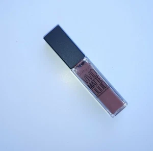 Maybelline Vivid matter flüssiger Lippenstift #02 Grey Envy brandneu 0,26 fl. Oz. - Bild 1 von 3