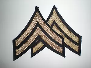 RAYAS DE RANGO CORPORAL EJÉRCITO DE ESTADOS UNIDOS SEGUNDA GUERRA MUNDIAL - ORIGINALES EN SARGA -- 1 PAR - Imagen 1 de 1