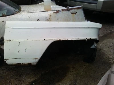 56 CADILLAC DEVILLE FLEETWOOD 1956 RH PASS Fender  - Image 1 of 4