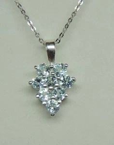 Classy 0,8 Carat Blautoas Pendant Grapes 925 Silver Sky Blue Topaz Necklace - Picture 1 of 6