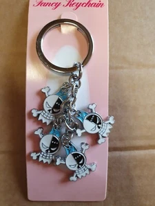 4 PIECE WHITE SKULL CROSS & BONE GOTH BIKER ENAMEL KEYRING HANDBAG CHARM UKSELL - Picture 1 of 4