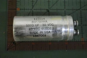 GE COMPUTER KONDENSATOR 5000uf 30v 86F789MA 5000mfd 1 3/8" x 3 1/8" 4 Stück - Bild 1 von 3