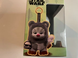 Hot Toys Star Wars Ewok Brethupp Plush Keychain H 15cm - Picture 1 of 5