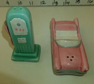 Vintage Ceramic Knobler Gaspump & Pink Convertible Car Salt & Pepper Set - Picture 1 of 3