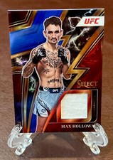 2023 Panini Select UFC - MAX HOLLOWAY *SPARKS Blue Prizm WORN Relic!* #28/49 🔥