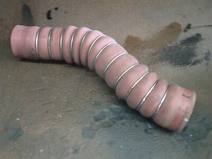 Ladeluftkühler Ansaugschlauch für Renault Midlum (42AEA10) 180DCi 7,5ton Modelle - Bild 1 von 1