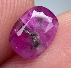 0.95 Carat Top Quality Cut Ruby Combined with Pyrite From Jegdalek Afghanistan - Picture 1 of 8