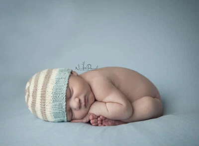 HANDMADE BY FUNKY KNITS Handgestrickte Baby Mütze Beanie Requisite Cashmerino Junge maritim blau frühes Neugeborenes - 12M