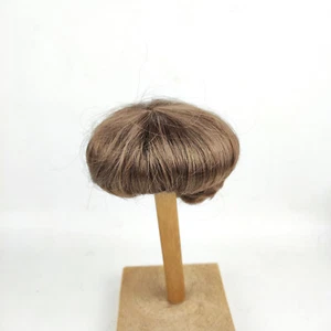 Vintage doll wig, brown, 11" to 11.5", M. Wanke, short hair - Picture 1 of 6