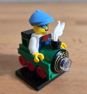 LEGO Minifigures 71045 Series 25 - Train Kid Conductor - Picture 1 of 5