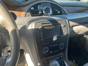 BUICK ENCLAVE Heat/AC Controller rear, w/radio control 08 09 10 11 12 13 14 15 - Picture 1 of 3