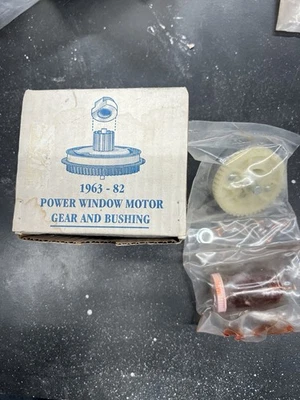 1963 - 1982 Corvette Power Window Motor Gear WITH Plate Bushing + Grease NEW - Image 1 of 4