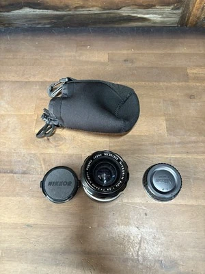 Lente Nikon Nikkor N C Auto 24 mm f 2,8 f/2,8 de colección Foto 1 de 4