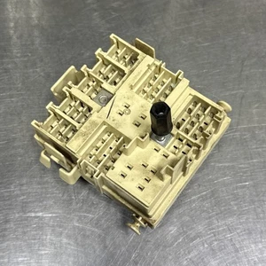 15266957 Chevrolet Silverado 06-07 LBZ DURAMAX Fuse Box Relay Junction Module - Bild 1 von 3