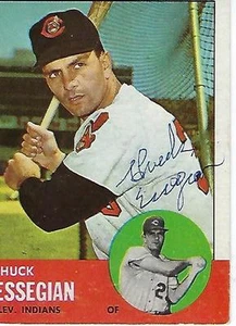 Topps #103 1963 firmado por Chuck Essegaian - indios de Cleveland - Imagen 1 de 1