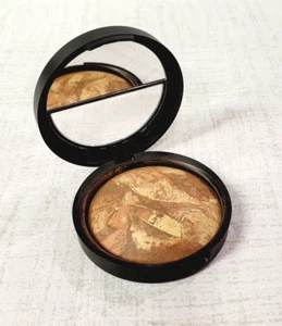 Laura Geller Baked Powder BALANCE N BRIGHTEN Foundation DEEP 0.32 oz NEW!!!! - Picture 1 of 2