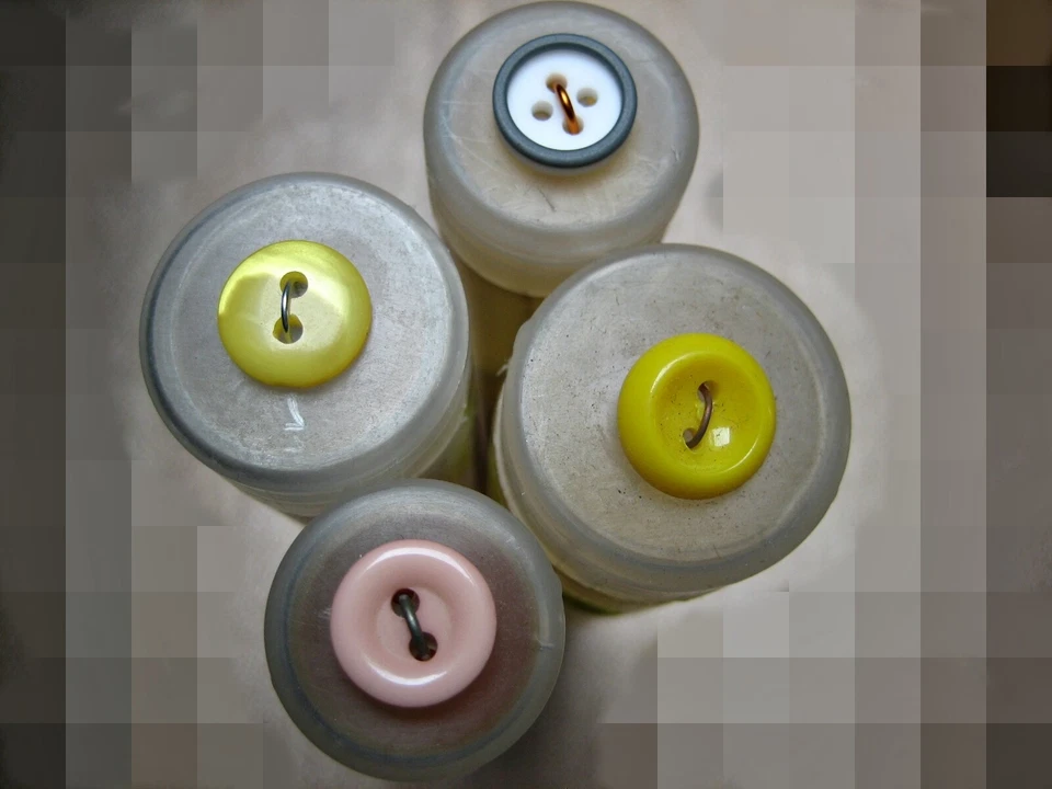 #01 - 10x Mini-Knöpfe - 10mm - für Puppen, Blusen - zur Wahl - Bild 1 von 1