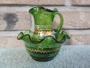 JUEGO DE JARRA Y LAVABO VINTAGE DECORATIVO PEQUEÑO DE VIDRIO TRANSPARENTE VERDE - BORDES FESTONEADOS - Imagen 1 de 24