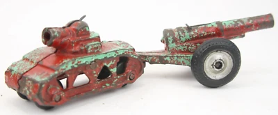 1920-30s Cast Iron Arcade WWI Military Tank 3960 Howitzer Cannon 3940 Working - Image 1 of 4