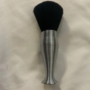 Models Prefer Goat Hair Silver Spiral Springy Powder Blush Bronzer Makeup Brush - Picture 1 of 6