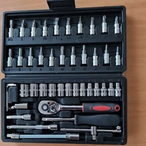 Ein Werkzeugkadten Zu Verkaufen. Sie Ist Neu - Bild 1 von 2
