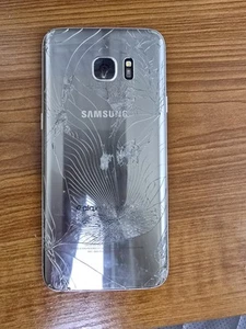 Samsung Galaxy S7 Edge SM-G935P Gold Spares/Repairs - Picture 1 of 6
