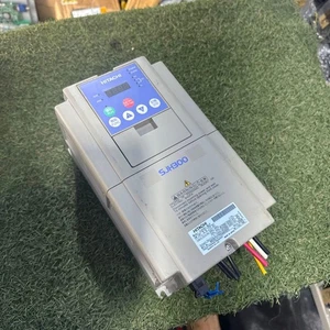 Hitachi Wechselrichter SJH300-8LF 5,5kW 7,5PS mit Garantie - Bild 1 von 8